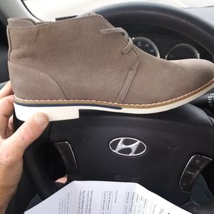 Artefact sandtiger leather chukka